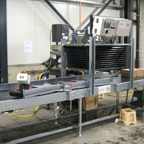 Flower bucket filler